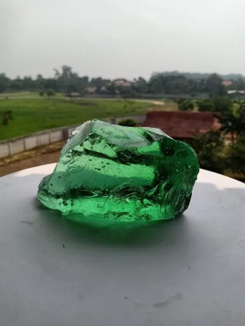 How to Identify a Real Emerald Stone