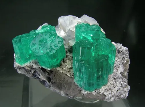 Why Emeralds Are Green