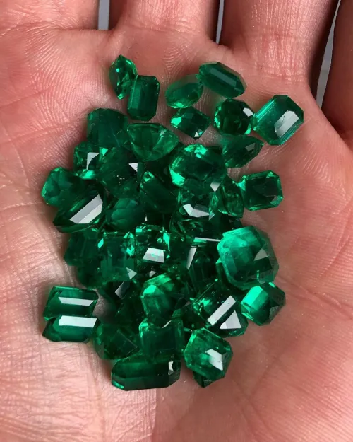 How to remove oil from emerald